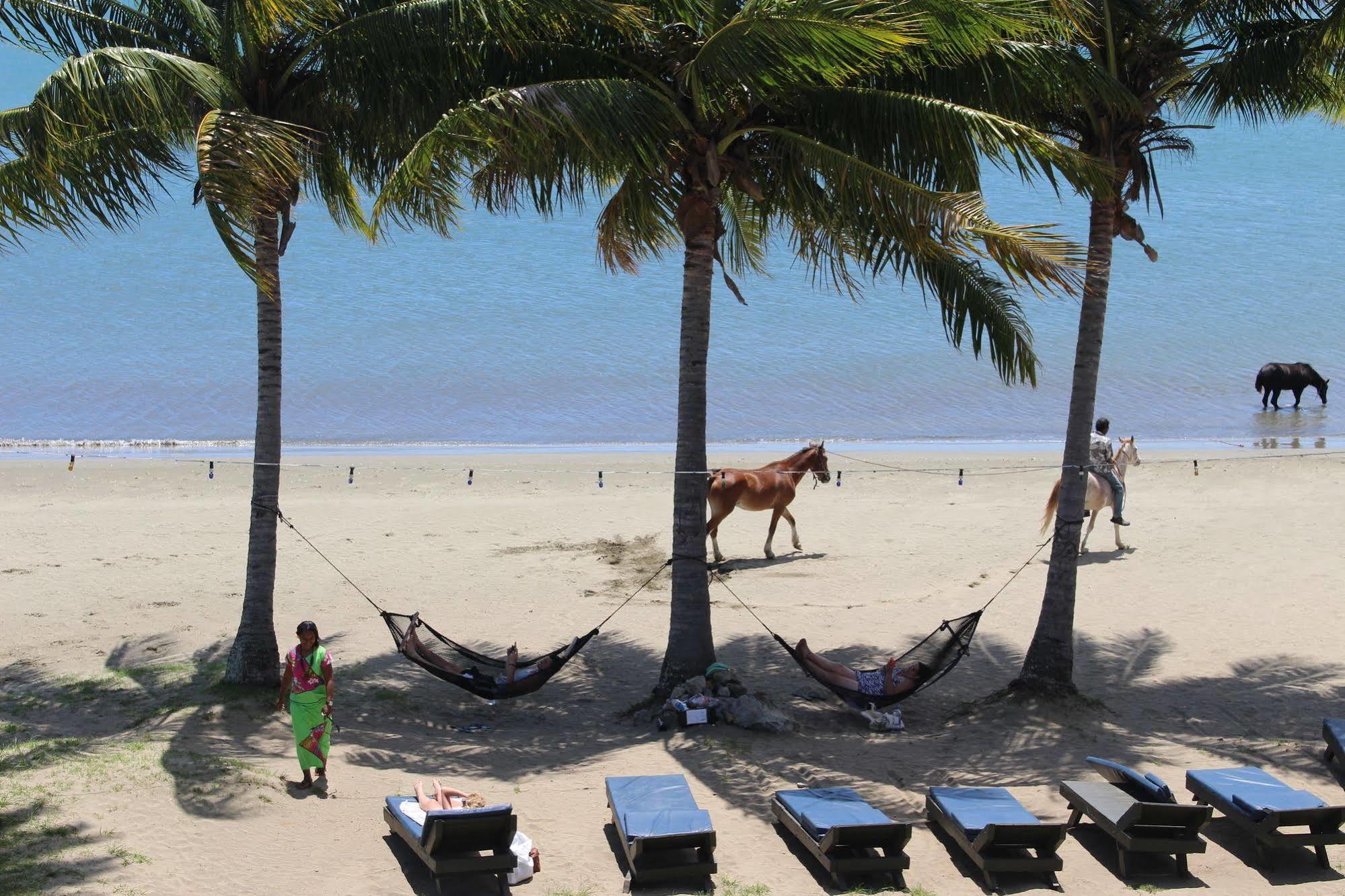 Tropic Of Capricorn Hotel Nadi Bagian luar foto