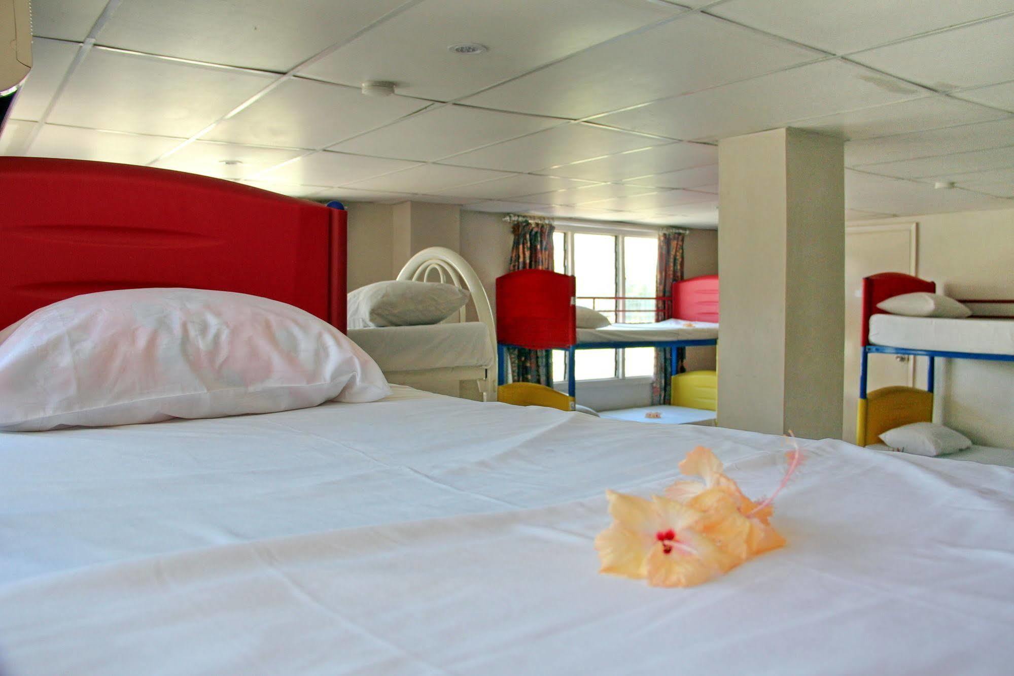 Tropic Of Capricorn Hotel Nadi Bagian luar foto
