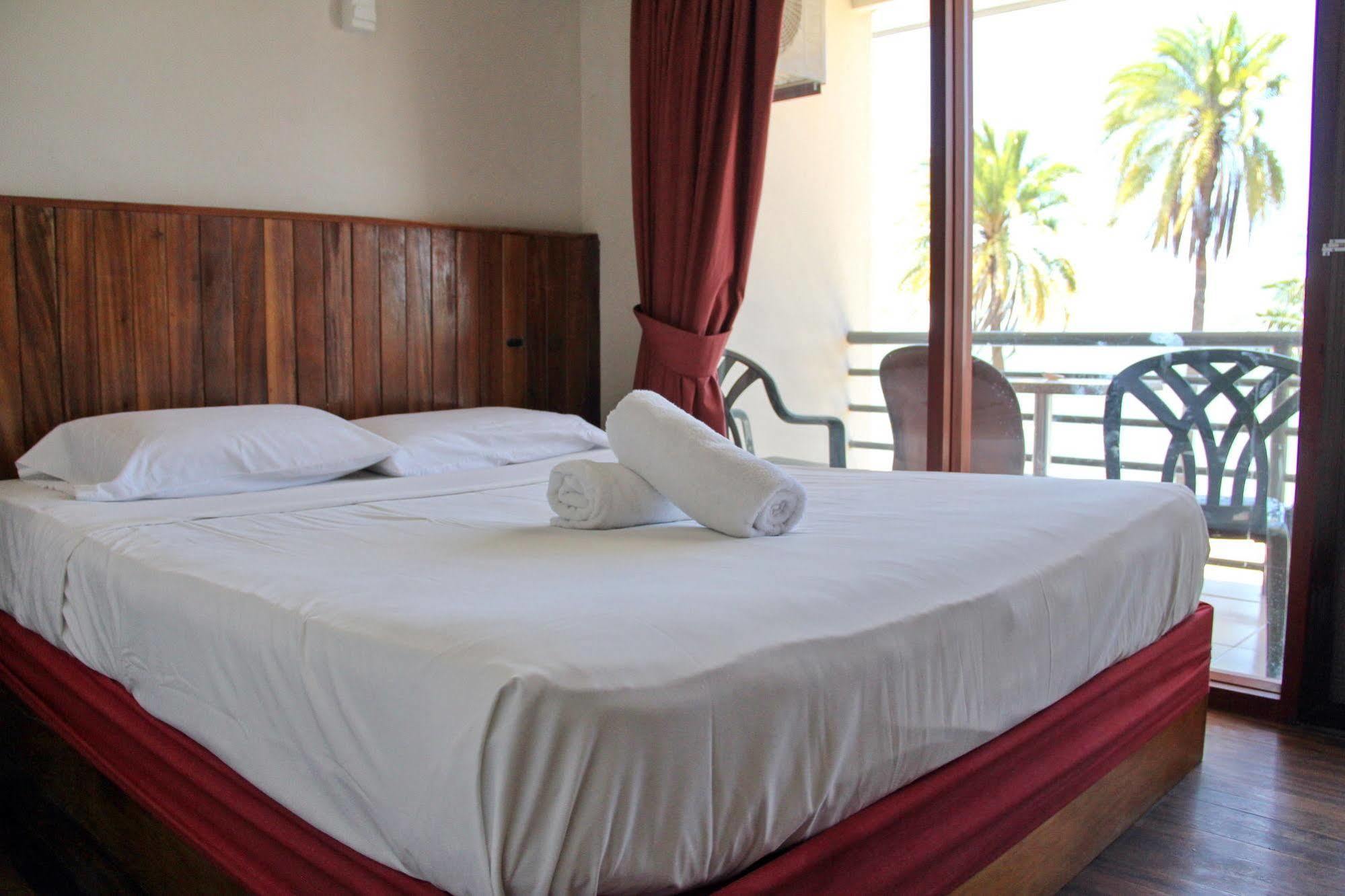 Tropic Of Capricorn Hotel Nadi Bagian luar foto
